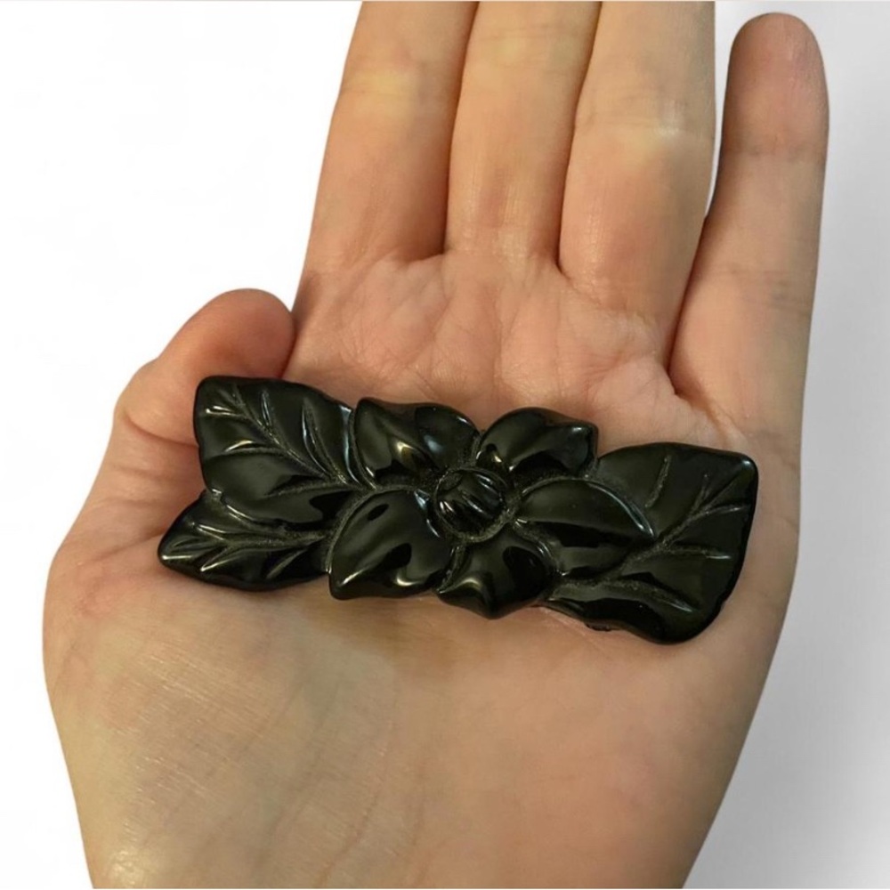 Elegant Black Brooch
